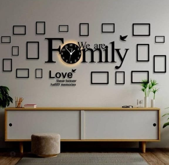 Big Family Frames Clock (PRODUCT CODE : ZS21)